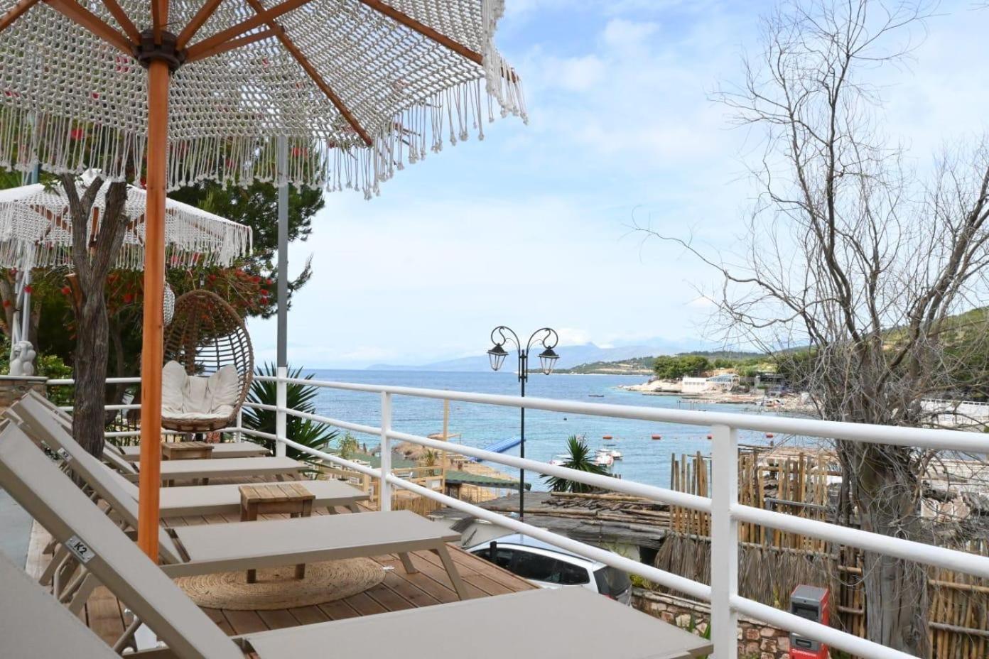 Emar Beachfront Hotel Ksamil Extérieur photo